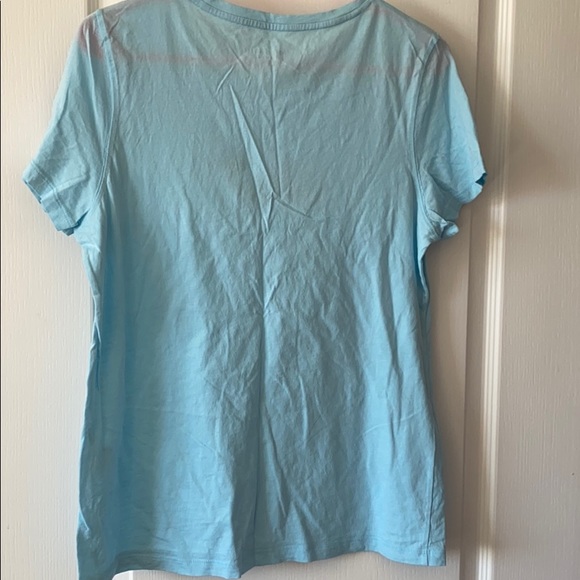 Vineyard vines shirt - Picture 2 of 2